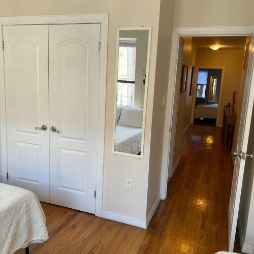 Harlem Apartment Close To Subways