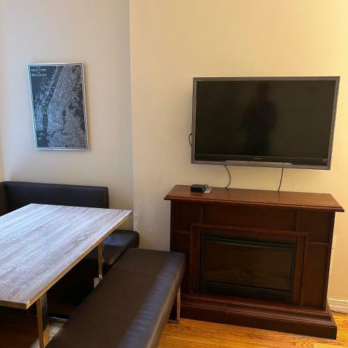 Harlem Apartment Close To Subways