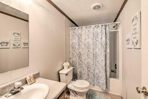 Gatlin Creek Rest Stop Home With Fireplace!