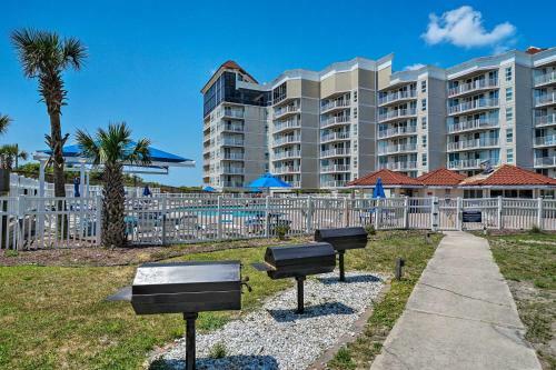 Apartamento Beachfront Getaway With Incredible Ocean Views!