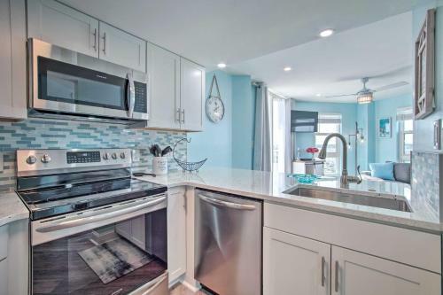 Apartamento Beachfront Getaway With Incredible Ocean Views!