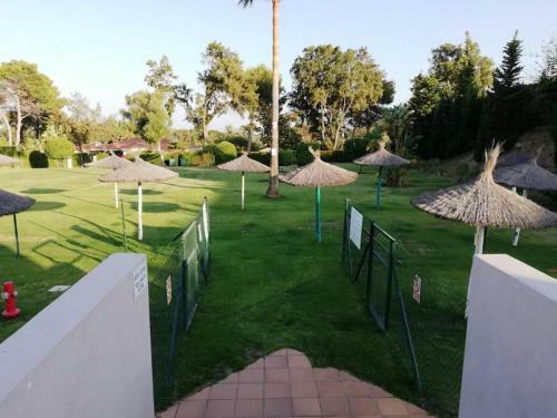 Apartamentos Sotogrande Con Piscina Y Garaje
