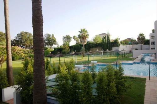 Apartamentos Sotogrande Con Piscina Y Garaje
