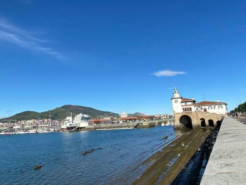 Apartamento Precioso �tico En Getxo Con Amplia Terraza