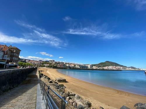 Apartamento Precioso �tico En Getxo Con Amplia Terraza