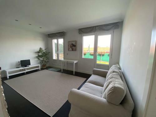 Apartamento Precioso �tico En Getxo Con Amplia Terraza