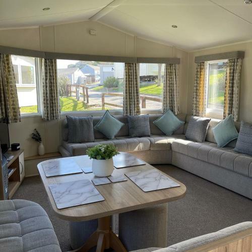 Newquay Caravan Lets