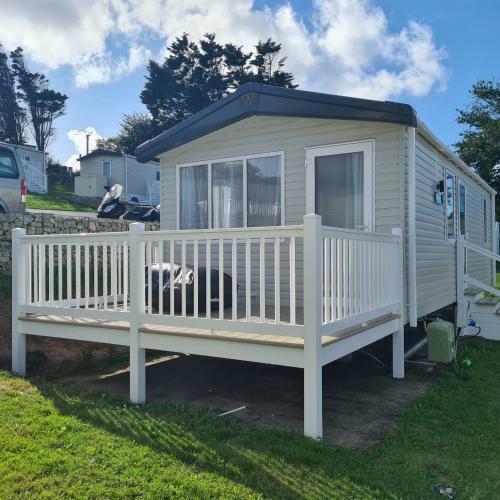 Mawgan Pads Newquay Bay