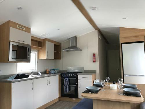 Exclusive Caravan At Newquay, Cornwall, Uk