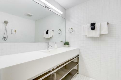Apartamento Frontdesk Mikros On Ashbury Micro Apts Cleveland