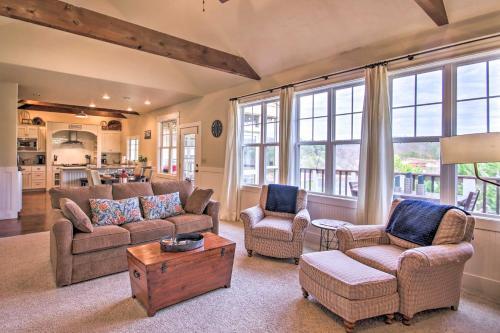 Dripping Springs Cottage With Deck And Lake Views