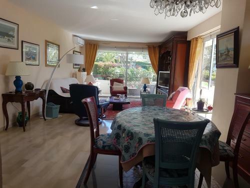 Apartamento 80m2 Dans Parc Class�, Piscine, Calme, 5mn De Cannes