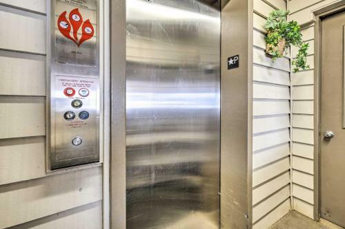Apartamento Coastal Rockaway Beach Condo With Ocean Views!