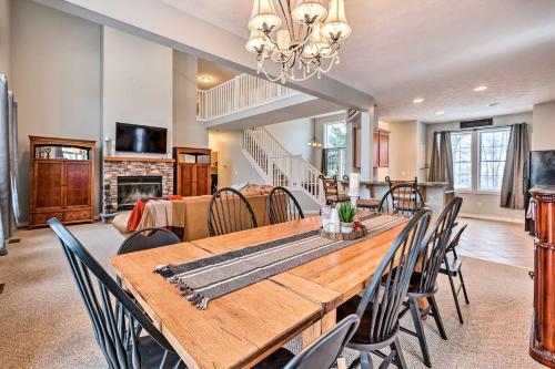 Spacious Home And Screened Porch On Golf Course