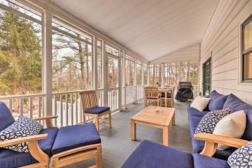 Pocono Pines Family Home With Private Hot Tub!