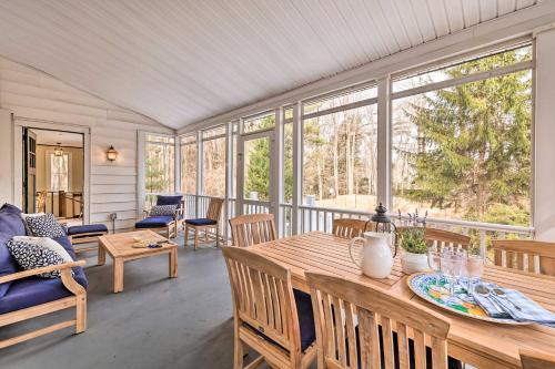 Pocono Pines Family Home With Private Hot Tub!