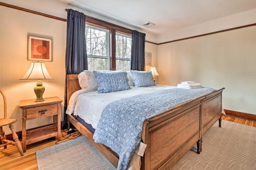 Pocono Pines Family Home With Private Hot Tub!