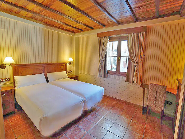 Hotel Bocal� 3000