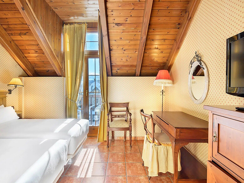 Hotel Bocal� 3000