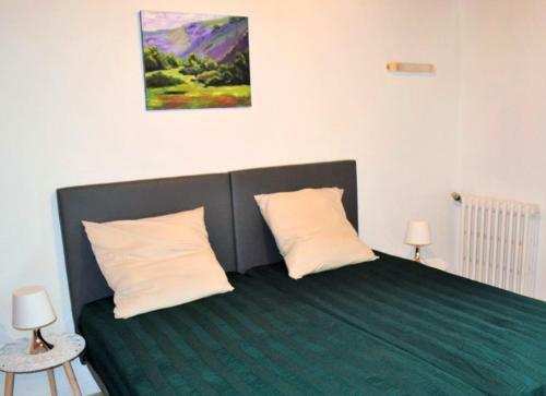 Maison De 5 Chambres Avec Jardin Amenage A Les Vans