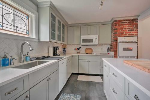 Traditional Chattanooga Home With Private Yard!