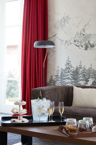 Les Chalets Du Grand H�tel Du Soleil D'or