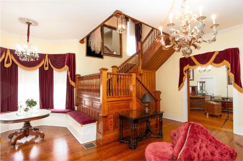 Oaklea Mansion Bed And Breakfast
