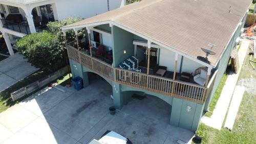Atol Quad 4 Home