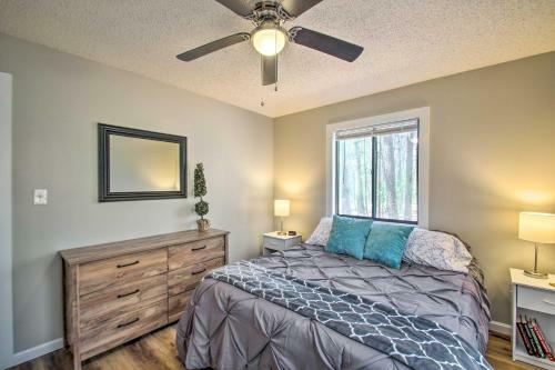Cozy Shenandoah Valley Home With Wooded Views!