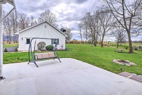 Lush, Modern Farmhouse With Mtn Views And Sunroom