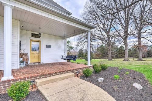 Lush, Modern Farmhouse With Mtn Views And Sunroom