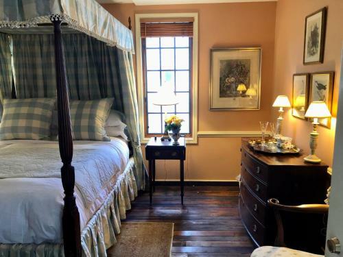 Bed & Breakfast Hollymead House