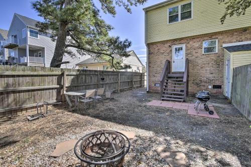 Norfolk Home With Private Yard - Walk To Beach!