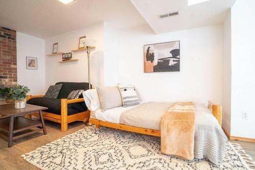 Oceanfront Retreat Mount Rainierking Bedgames