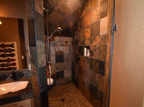 Black Bear Lodge