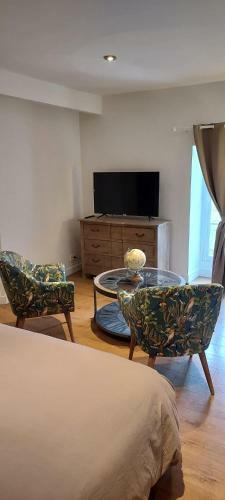 Hostal Les Chambres & G�tes Du Bonheur