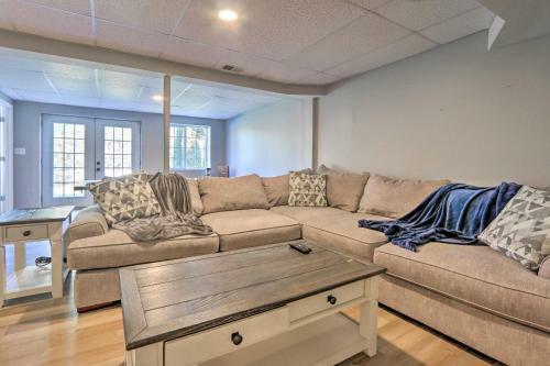 Harpers Ferry Home With Hot Tub, Walk To River!