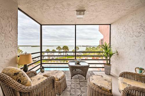Apartamento Lovely Marco Island Condo With Private Bay View