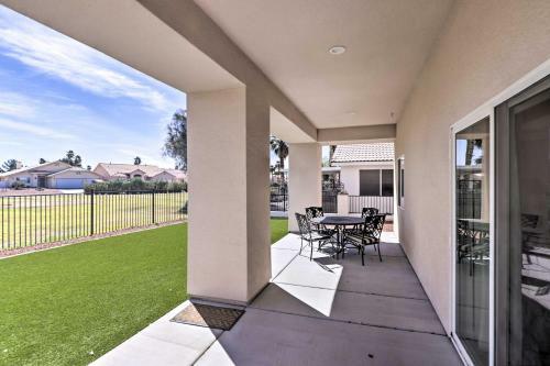 Bright Home With Yard, 4 Mi To Colorado River!