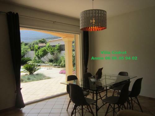 Villa C�drat
