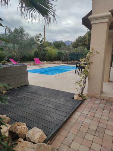 Sunny Holiday House 4 Stars