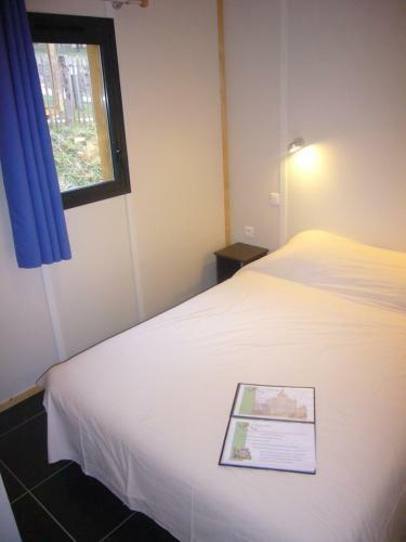 Hotel Ulvf Le Domaine De Pelv�zy