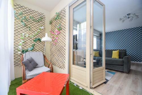 Apartamento T2 De 47m2 Au C?ur De St Servan Parking Couvert