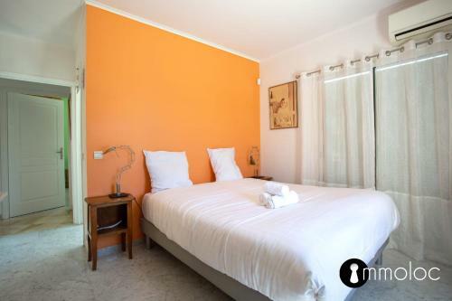 Charming Villa In Vence