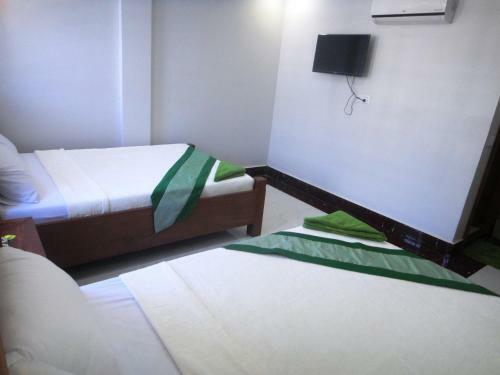 Hostal Marany Guesthouse