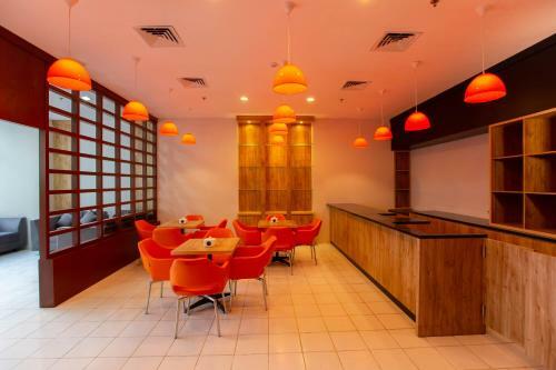 Hotel Urban Express Homtel - Serpong
