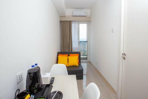 Hotel Urban Express Homtel - Serpong