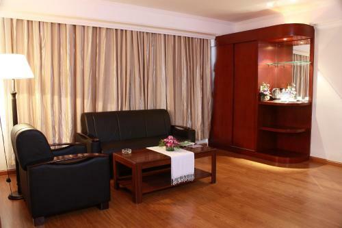 Lux Riverside Hotel & Apartment