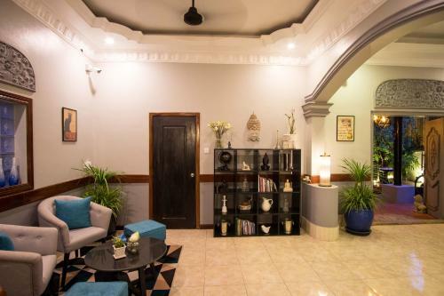 Villa D Riverside Boutique Hotel