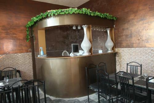 Hassan Hotel Thandani